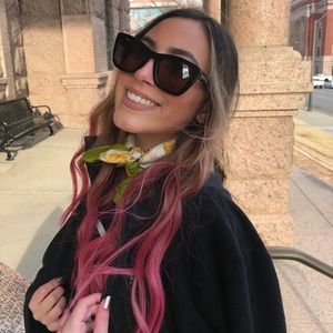 Meet your Posher, Sofia